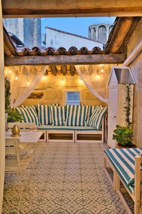 Appartement-Terrasse Centre Historique Uzès Dış mekan fotoğraf