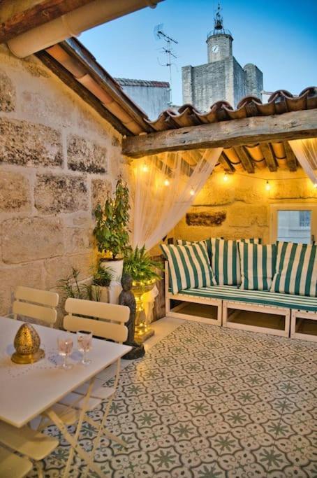 Appartement-Terrasse Centre Historique Uzès Dış mekan fotoğraf