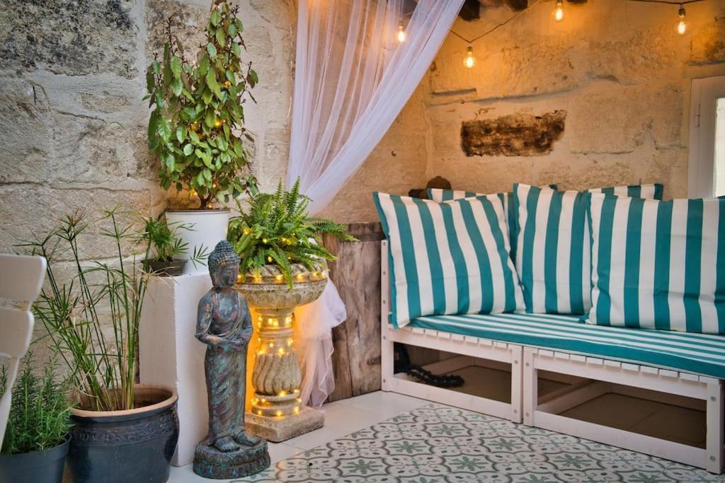 Appartement-Terrasse Centre Historique Uzès Dış mekan fotoğraf